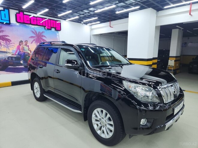 Toyota Land Cruiser Prado 2011, 228,000 km - 4.0 л - Bakı