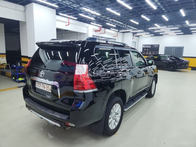 Toyota Land Cruiser Prado 2011, 228,000 km - 4.0 л - Bakı