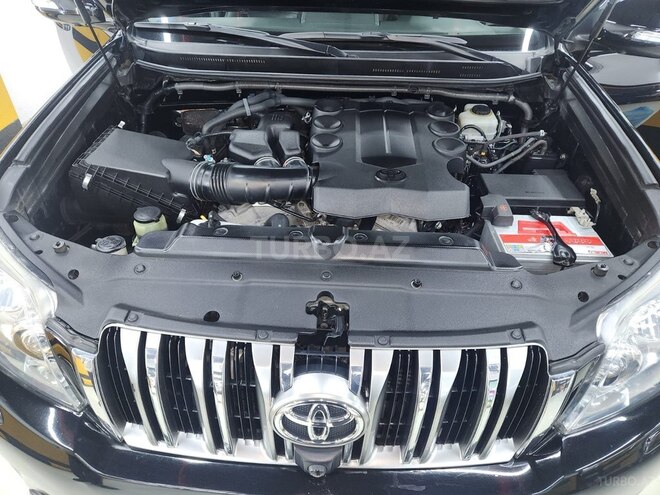 Toyota Land Cruiser Prado 2011, 228,000 km - 4.0 л - Bakı