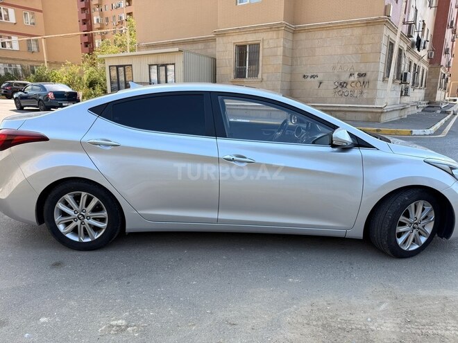 Hyundai Avante 2014, 175,000 km - 1.6 l - Bakı