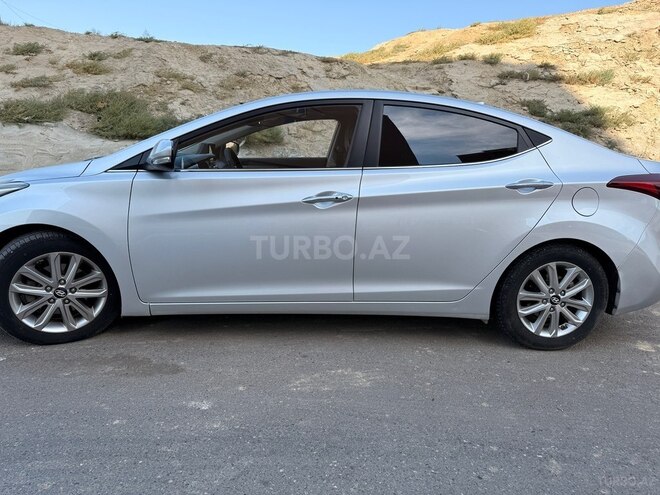 Hyundai Avante 2014, 175,000 km - 1.6 l - Bakı