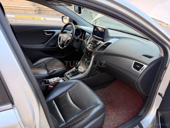 Hyundai Avante 2014, 175,000 km - 1.6 l - Bakı