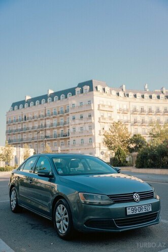 Volkswagen Jetta 2013, 241,402 km - 1.8 l - Bakı