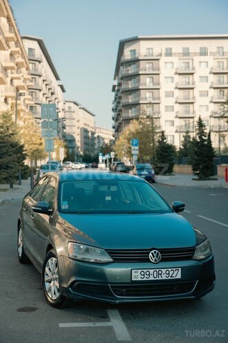 Volkswagen Jetta 2013, 241,402 km - 1.8 l - Bakı