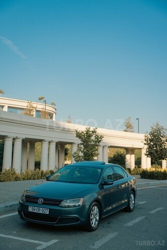 Volkswagen Jetta 2013, 241,402 km - 1.8 l - Bakı
