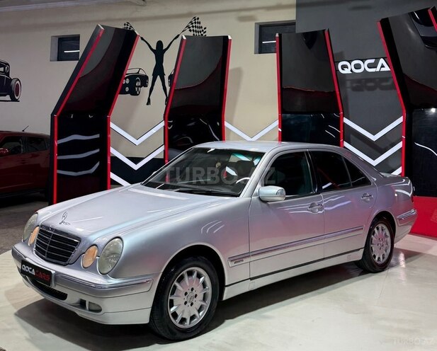Mercedes E 200 1999, 240,000 km - 2.0 л - Sumqayıt