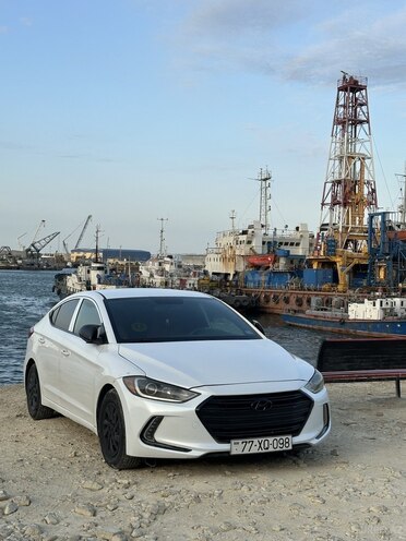 Hyundai Elantra 2017, 297,729 km - 2.0 l - Bakı