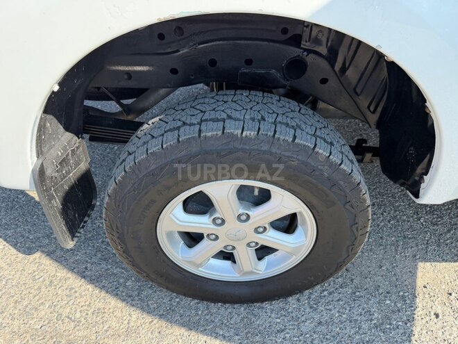 Mitsubishi L200 2016, 197,000 km - 2.5 l - Bakı