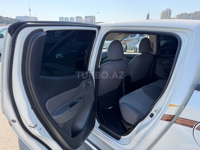 Mitsubishi L200 2016, 197,000 km - 2.5 l - Bakı