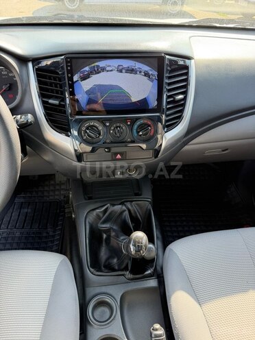 Mitsubishi L200 2016, 197,000 km - 2.5 l - Bakı