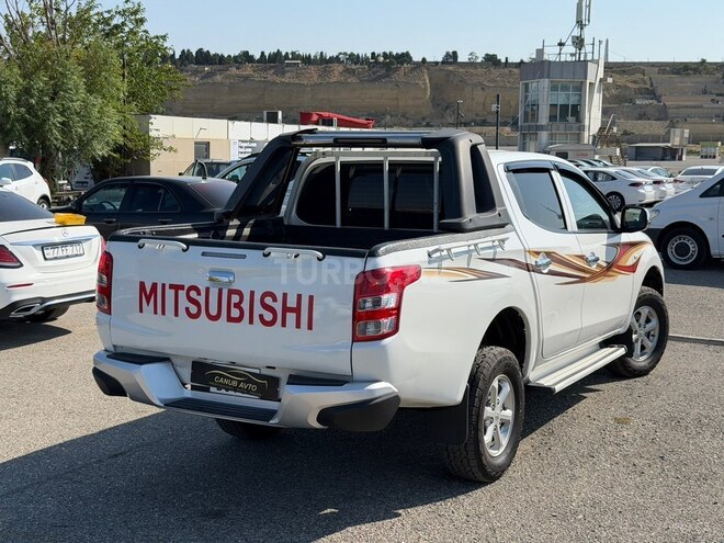 Mitsubishi L200 2016, 197,000 km - 2.5 l - Bakı