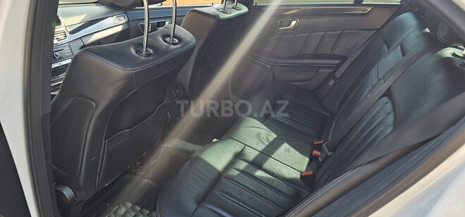 Mercedes E 250 2015, 290,000 km - 2.1 l - Bakı
