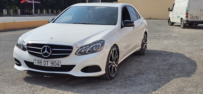 Mercedes E 250 2015, 290,000 km - 2.1 l - Bakı