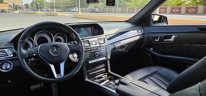 Mercedes E 250 2015, 290,000 km - 2.1 l - Bakı