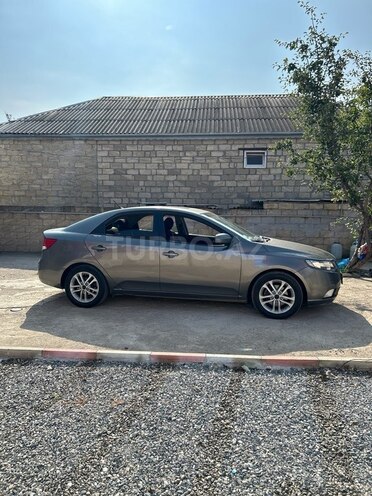 Kia Cerato 2011, 289,000 km - 1.6 l - Tovuz