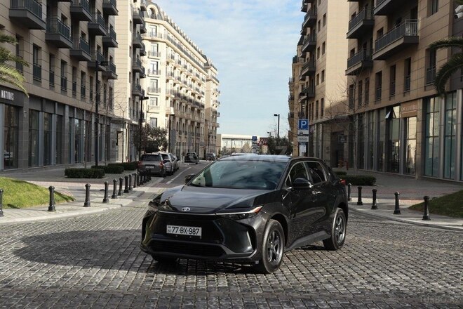 Toyota bZ4X 2023, 30,000 km - 0.0 l - Bakı