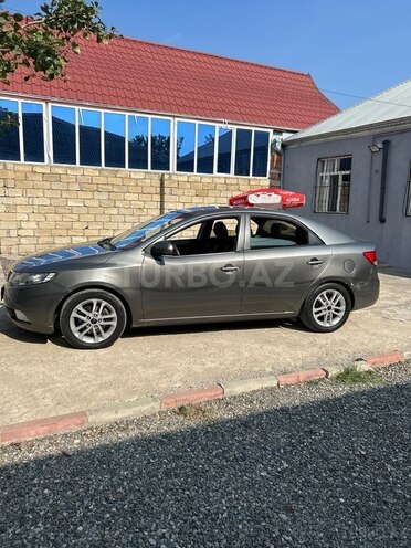 Kia Cerato 2011, 289,000 km - 1.6 l - Tovuz
