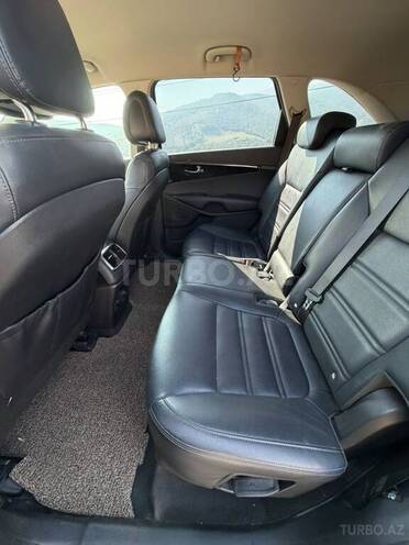 Kia Sorento 2016, 171,000 km - 2.0 l - Yardımlı