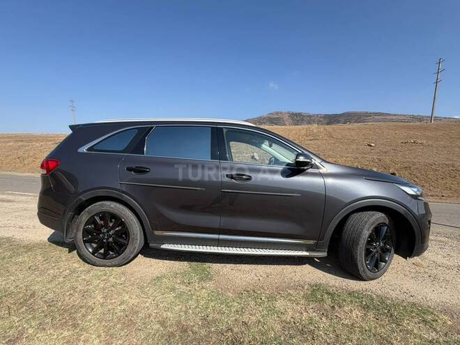 Kia Sorento 2016, 171,000 km - 2.0 l - Yardımlı