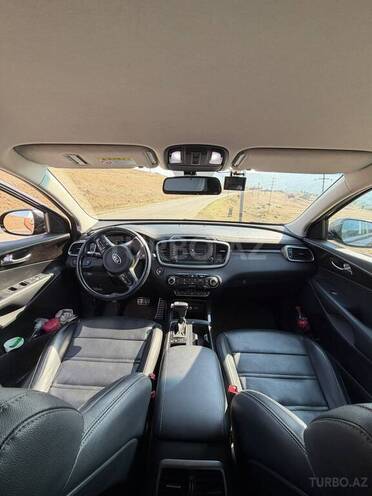 Kia Sorento 2016, 171,000 km - 2.0 l - Yardımlı
