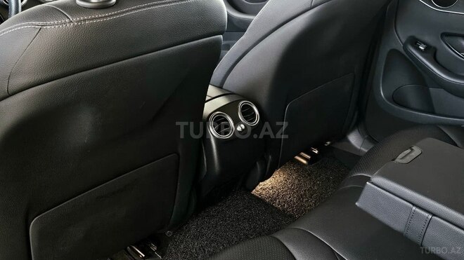 Mercedes GLC 300 4MATIC 2019, 77,000 km - 2.0 l - Bakı