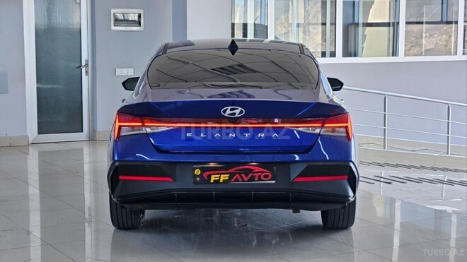 Hyundai Elantra 2025, 13,000 km - 2.0 l - Bakı