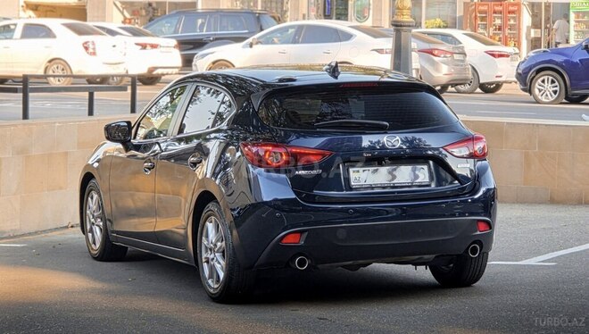 Mazda 3 2015, 129,000 km - 2.0 l - Bakı