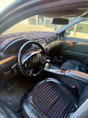 Mercedes E 220 2004, 300,000 km - 2.2 l - Bakı