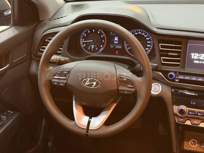 Hyundai Elantra 2019, 172,603 km - 1.6 l - Sumqayıt