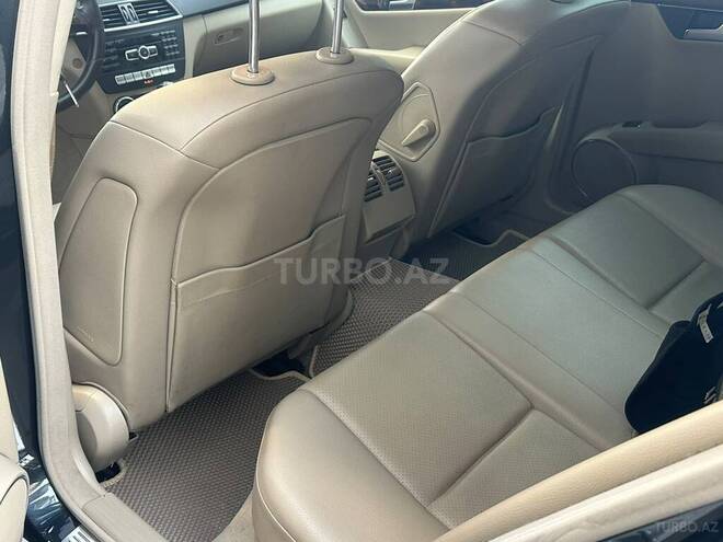Mercedes C 250 2011, 270,000 km - 1.8 l - Bakı