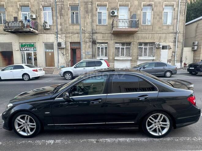 Mercedes C 250 2011, 270,000 km - 1.8 l - Bakı