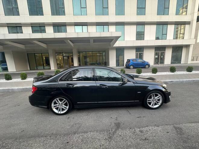 Mercedes C 250 2011, 270,000 km - 1.8 l - Bakı