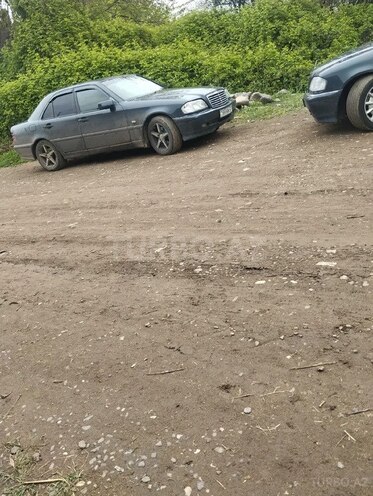 Mercedes C 240 1998, 350,000 km - 2.4 l - Dəliməmmədli