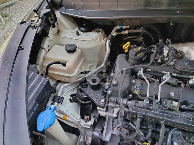 Hyundai ix35 2010, 290,000 km - 2.0 l - Yevlax