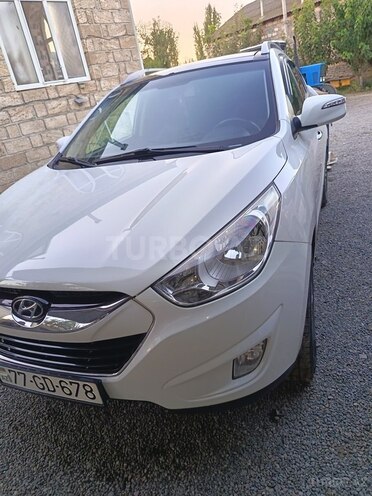 Hyundai ix35 2010, 290,000 km - 2.0 l - Yevlax