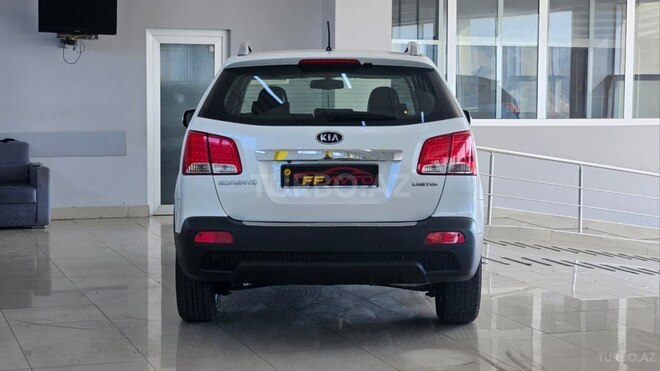 Kia Sorento 2011, 182,500 km - 2.4 l - Bakı