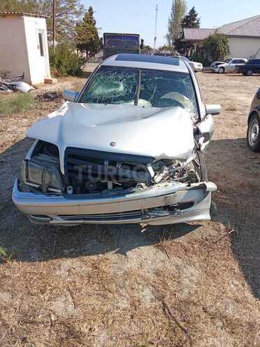 Mercedes C 250 1994, 610,000 km - 2.5 л - Neftçala