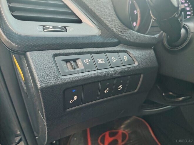Hyundai Santa Fe 2017, 244,000 km - 2.0 л - Bakı