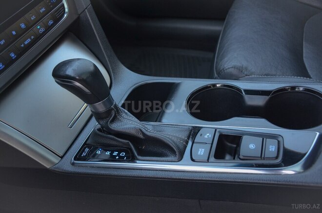 Hyundai Sonata 2017, 137,760 km - 2.0 л - Göyçay