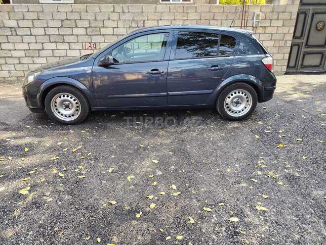 Opel Astra 2006, 270,000 km - 1.4 l - Mingəçevir