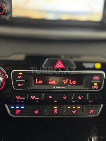 Kia Sorento 2017, 198,000 km - 2.2 l - Bakı