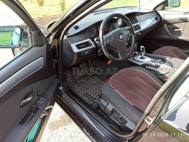 BMW 520 2009, 330,000 km - 2.0 l - Qusar
