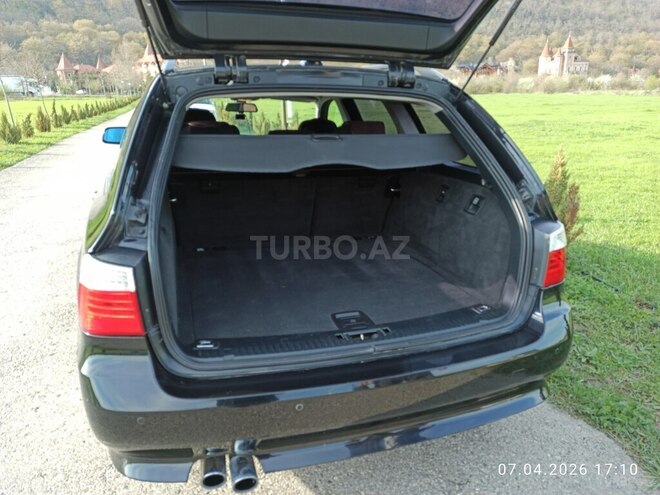 BMW 520 2009, 330,000 km - 2.0 l - Qusar