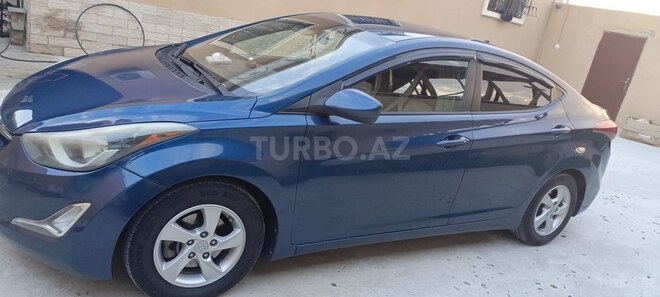 Hyundai Elantra 2015, 184,671 km - 1.8 л - Mingəçevir