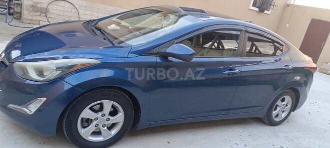 Hyundai Elantra 2015, 184,671 km - 1.8 л - Mingəçevir