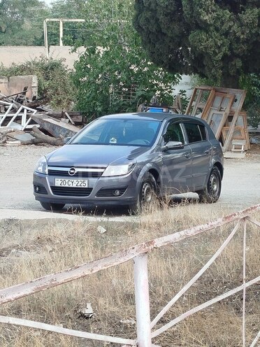 Opel Astra 2006, 302,000 km - 1.4 l - Gəncə