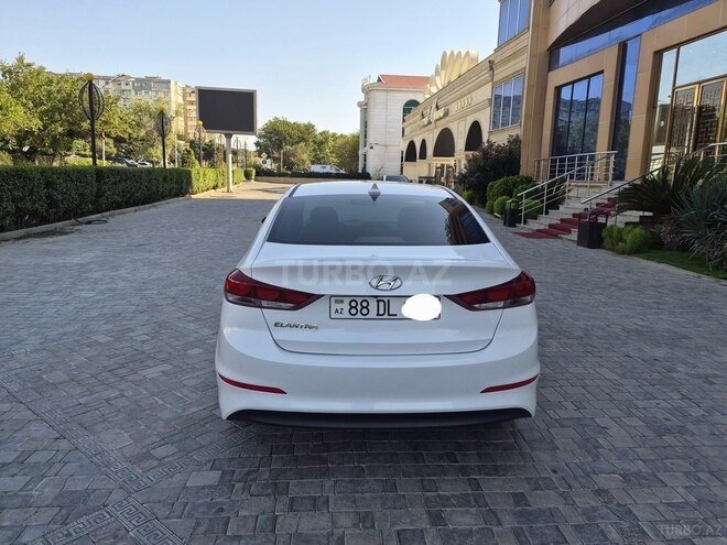 Hyundai Elantra 2018, 139,000 km - 2.0 l - Bakı