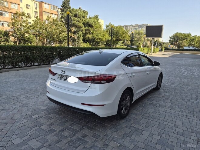 Hyundai Elantra 2018, 139,000 km - 2.0 l - Bakı