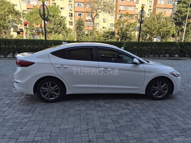 Hyundai Elantra 2018, 139,000 km - 2.0 l - Bakı
