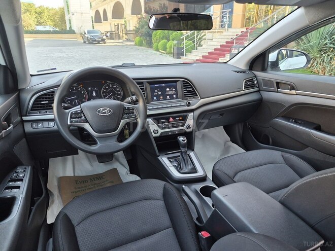 Hyundai Elantra 2018, 139,000 km - 2.0 l - Bakı